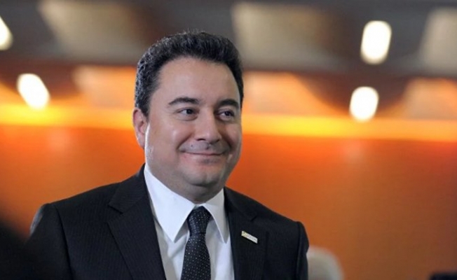 Ali Babacan, AKP'den istifa etti